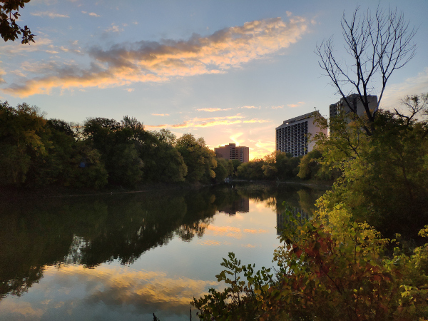 Sunrise over Munson Park - stevensirski